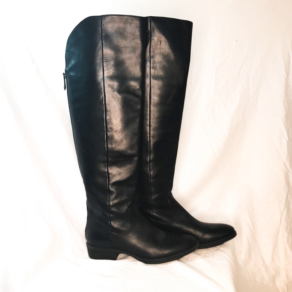 Arturo Chiang Knee-High Black Leather Boots